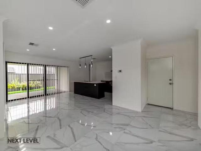 House for rent in Banksia Grove, Western Australia