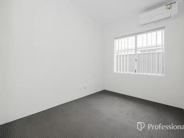 House for rent in Success, Western Australia