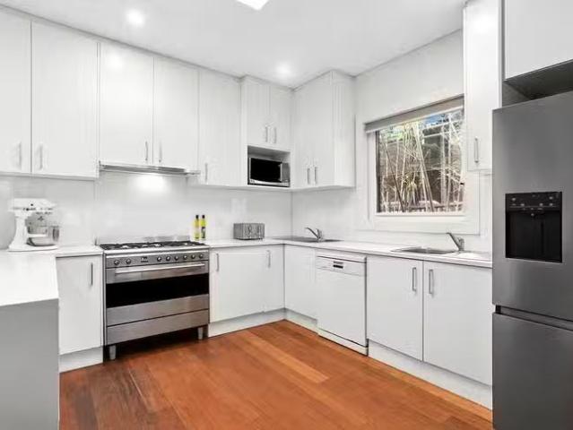 House for rent in Rose Bay, Tasmania