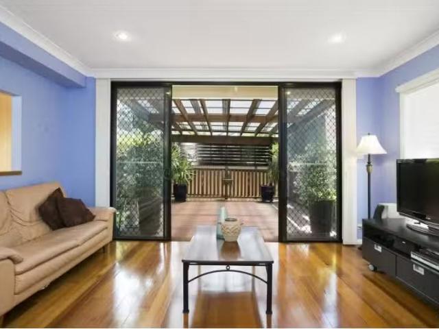 Condo for rent in Wollongong West, New South Wales