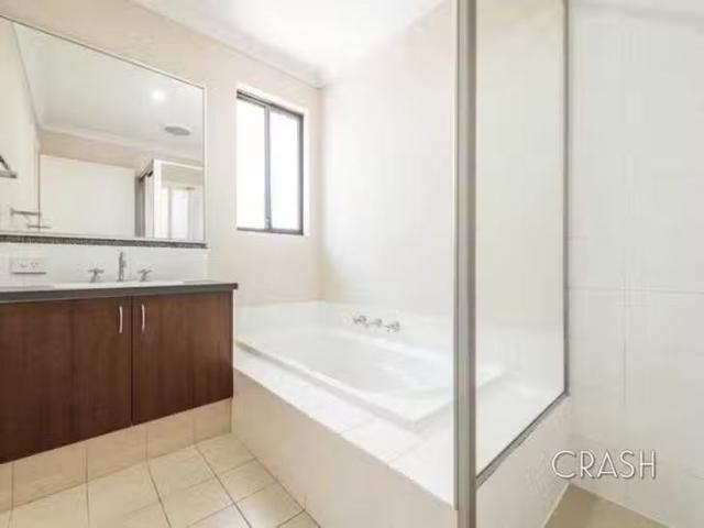 House for rent in Queens Park, Western Australia