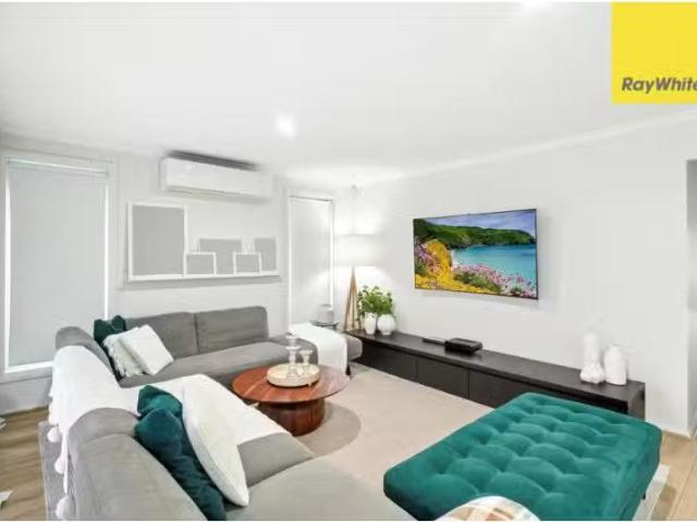 House for rent in Oxley Park, New South Wales