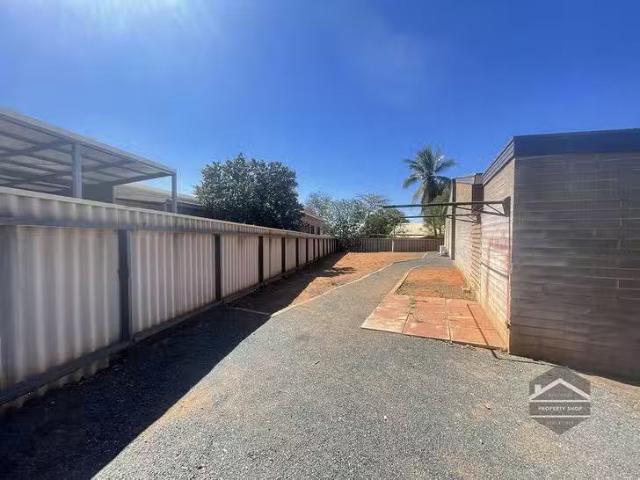 House for rent in Wanniassa, Australian Capital Territory