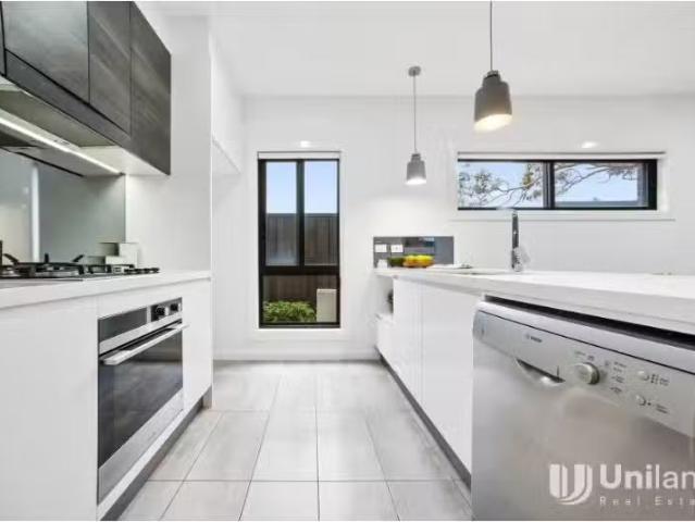 Condo for rent in Sydney, New South Wales