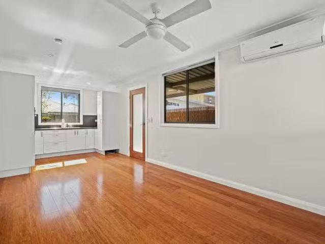 House for rent in Bateau Bay, New South Wales
