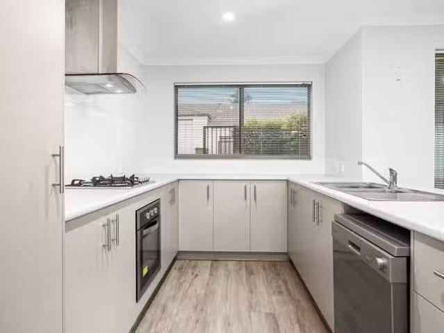 Apartment for rent in Hamilton Hill, Western Australia