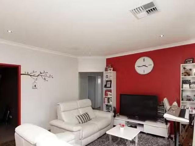House for rent in Mount Pleasant, Western Australia