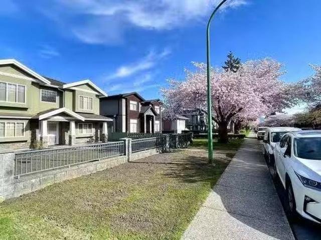 House for rent in Burnaby, British Columbia