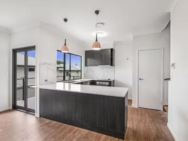 Condo for rent in Toombul, Queensland
