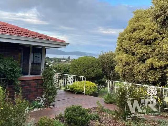 House for rent in Warral, Western Australia