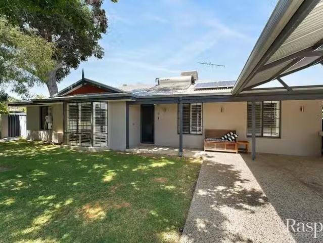 House for rent in Bibra Lake, Western Australia