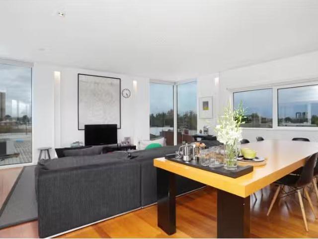 Condo for rent in Camerons Creek, Victoria