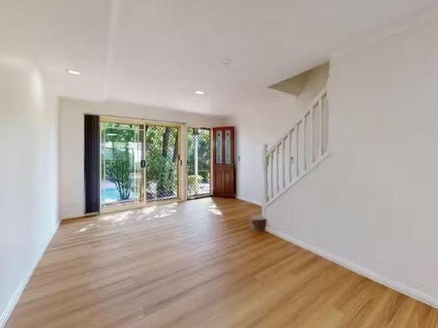 Condo for rent in Toombul, Queensland