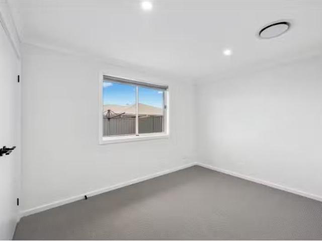 House for rent in Caerleon, New South Wales