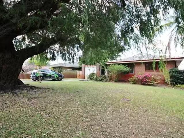 House for rent in Cloverdale, Western Australia