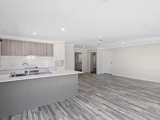 House for rent in Kensington Grove, Queensland