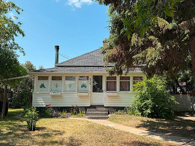House for sale in Stettler, Alberta