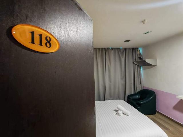 Room for rent in Country Heights Damansara, Kuala Lumpur