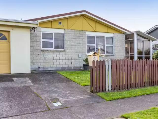 House for rent in Otakou