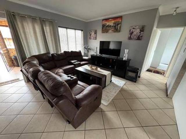 Townhouse for sale in Ekurhuleni, Gauteng