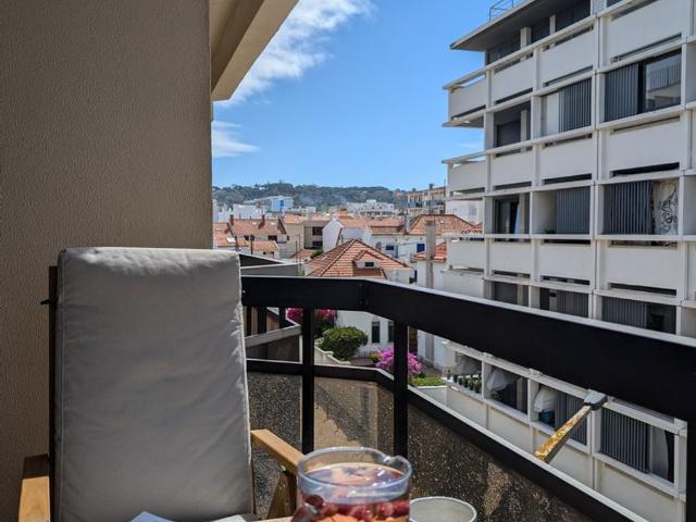 Apartamento alugar em Almada, Setúbal