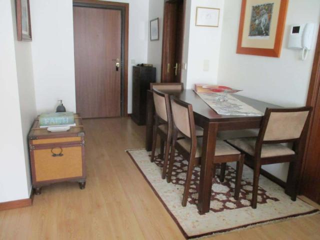 Apartamento alugar em Porto, Monte Pedral