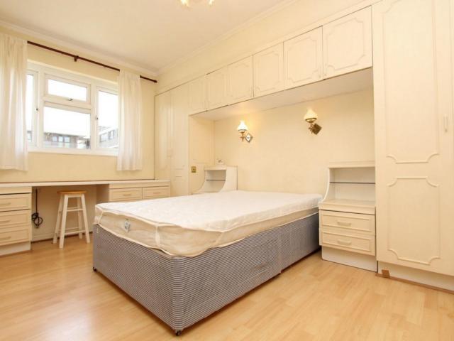 Room for rent in Hoxton, Greater London
