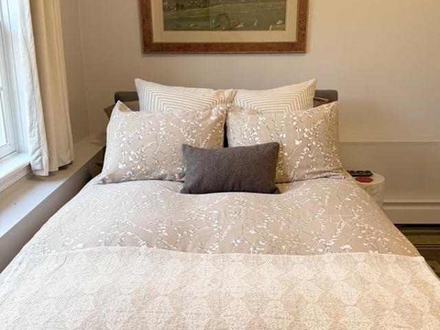 Room for rent in Red Hook, New York