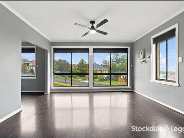 House for rent in Churchill, Victoria