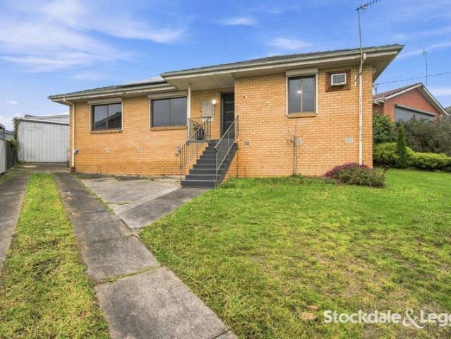 House for rent in Churchill, Victoria