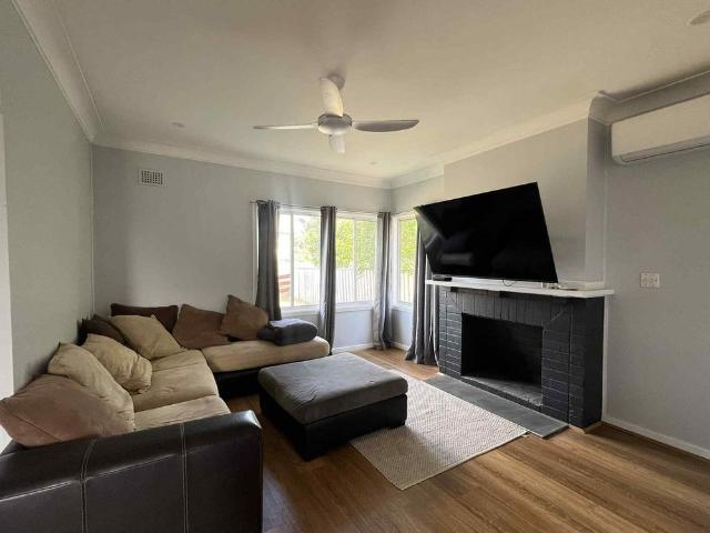 House for rent in Young, Hilltops Council