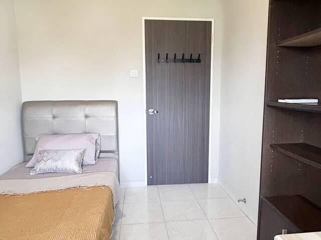 Room for rent