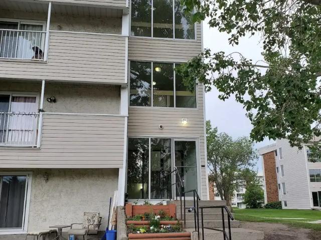 Condo for rent in Wedgewood, Alberta
