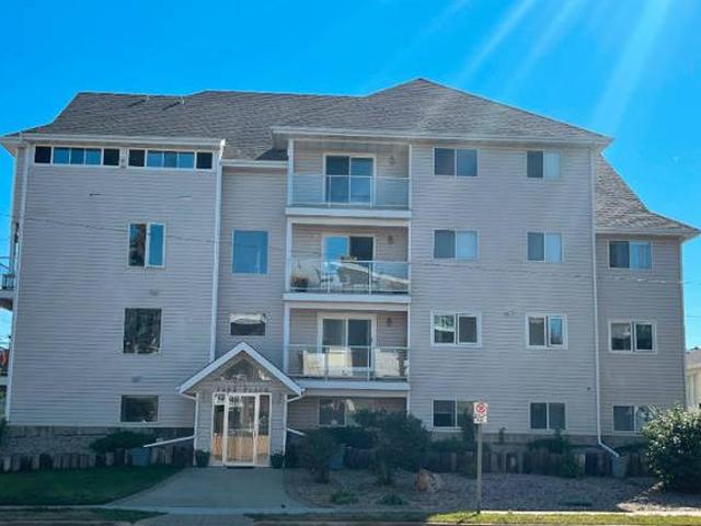 House for sale in Edmonton