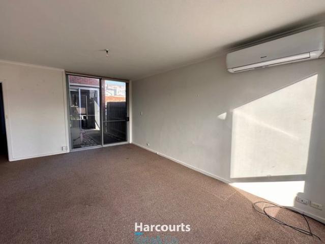 Townhouse for rent in Camerons Creek, Victoria