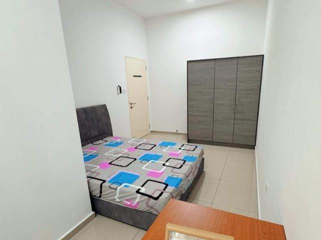 Room for rent in Sendayan Village, Negeri Sembilan