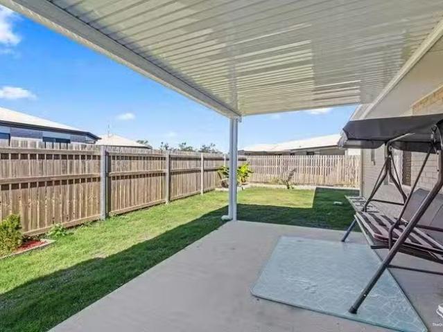 House for rent in Eli Waters, Queensland