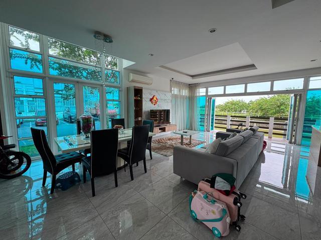 Bungalow for rent in Johore Bahru, Johor