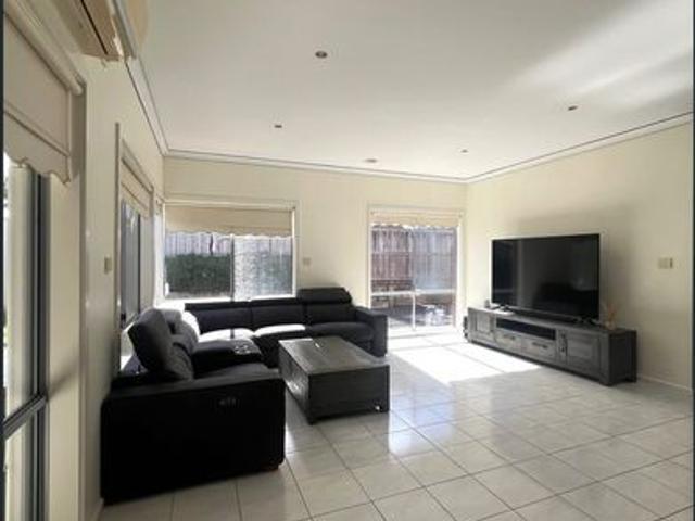 House for rent in Highlands, Melbourne