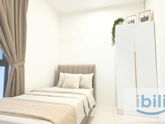 Room for rent in Wellesley, Penang