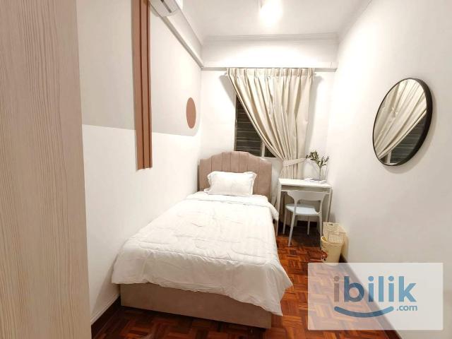 Room for rent in Petaling, Damansara Damai
