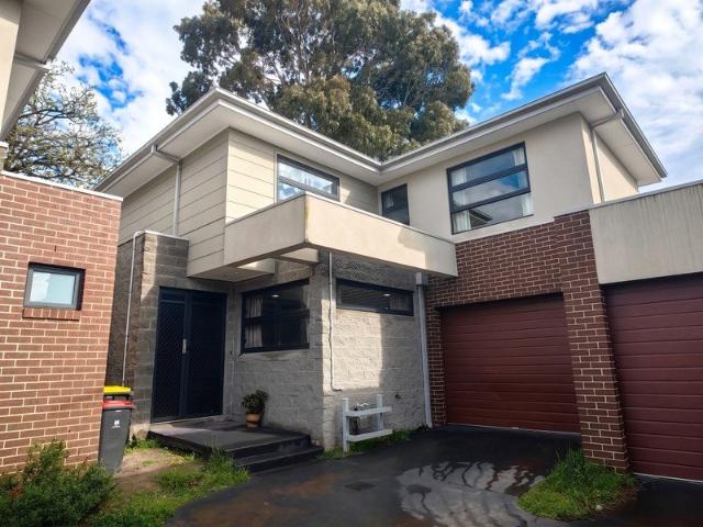 Townhouse for rent in Camerons Creek, Victoria