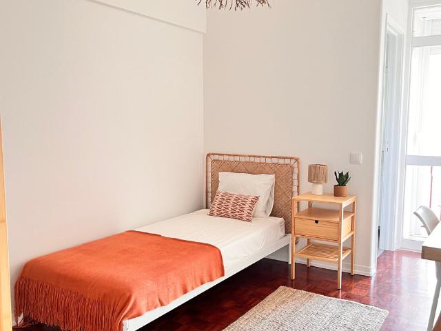 Quarto alugar em Olivais, Lisboa