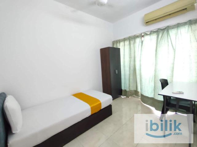 Room for rent in PJU 6, Petaling Jaya