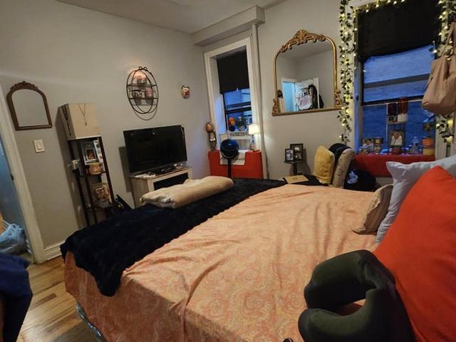 Room for rent in Arverne, New York