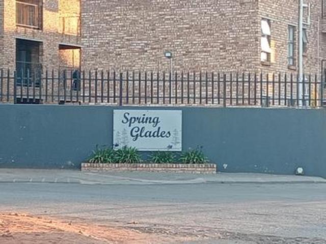 Apartment for sale in Roodepoort, Gauteng