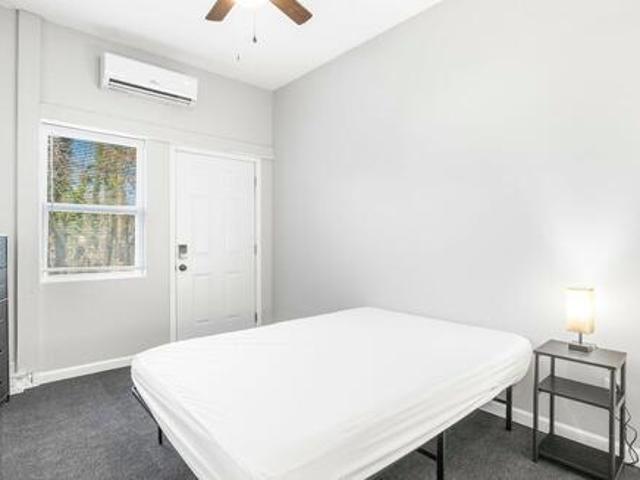 Room for rent in Mecklenburg, North Carolina