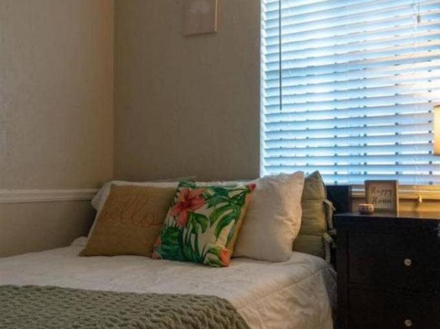 Room for rent in North Miami Beach, Florida
