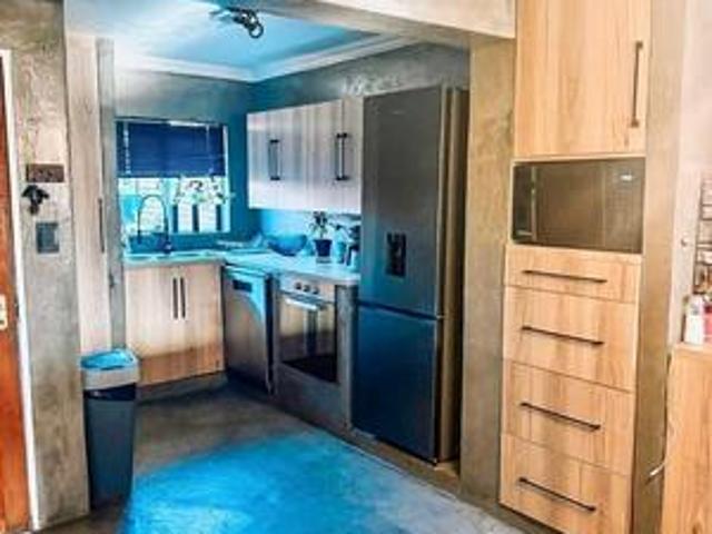 Townhouse for sale in Ekurhuleni, Gauteng