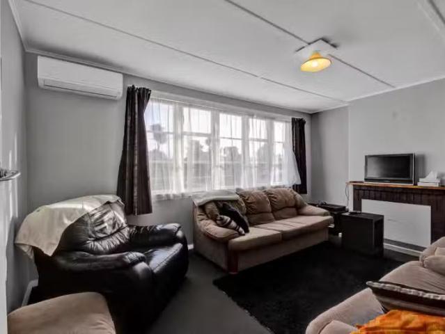 House for rent in Taranaki